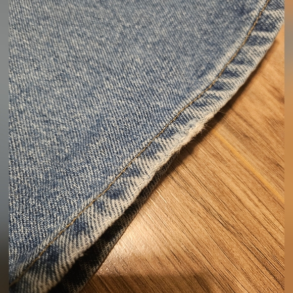 L.L. Bean Men's Natural Fit Blue Straight Jeans Classic 35x32 - Picture 9 of 13